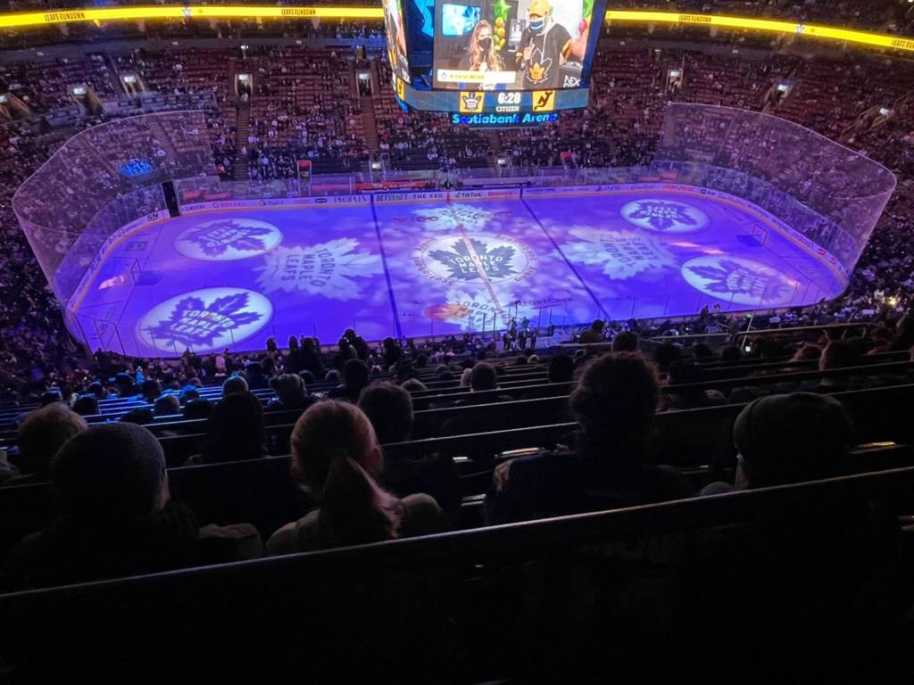 NHL v Štokholme: Toronto Maple Leags - Minnesota Wild (letecky)