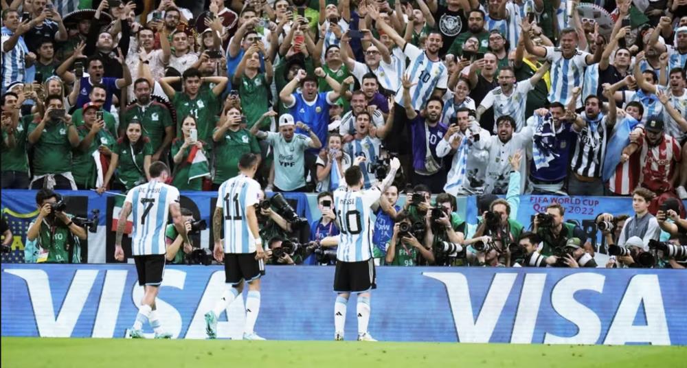 Copa América v New Yorku: Argentína - Chile (letecky)