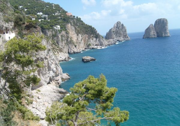 KAMPÁNIA najkrajšie pobrežie Talianska - Neapol, Vezuv, Pompeje a ostrov Capri 