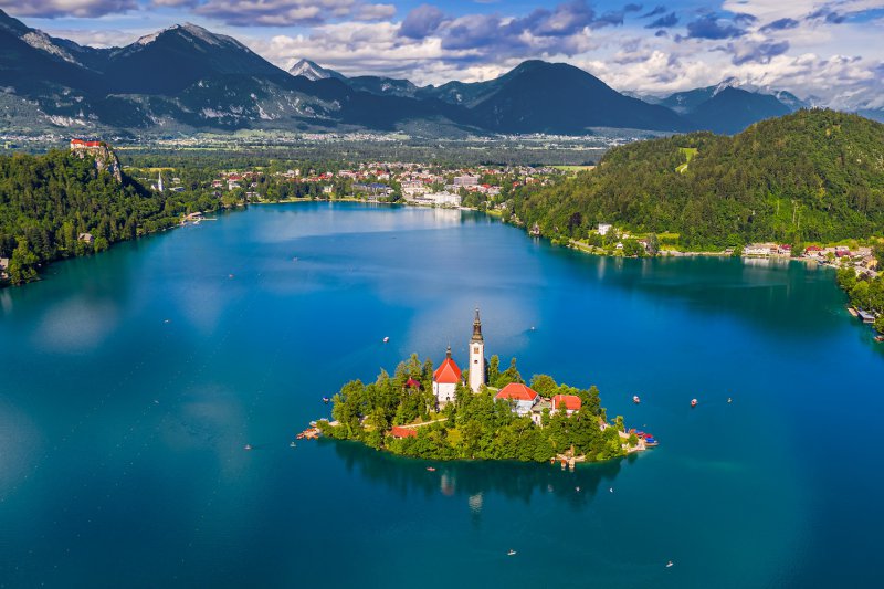 Nádherné Slovinsko s návštevou romantického jazera Bled