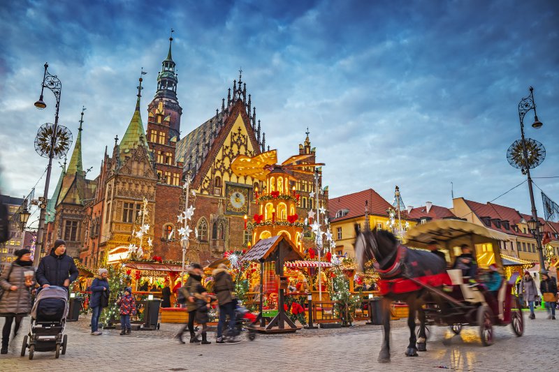 Adventný Wroclaw, najkrajší advent v Poľsku, v meste trpaslíkov