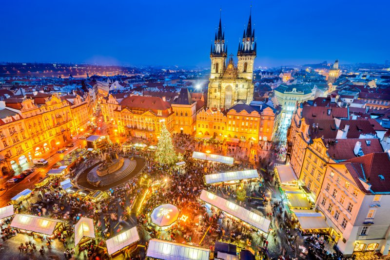 Adventné trhy v  stovežatej Prahe