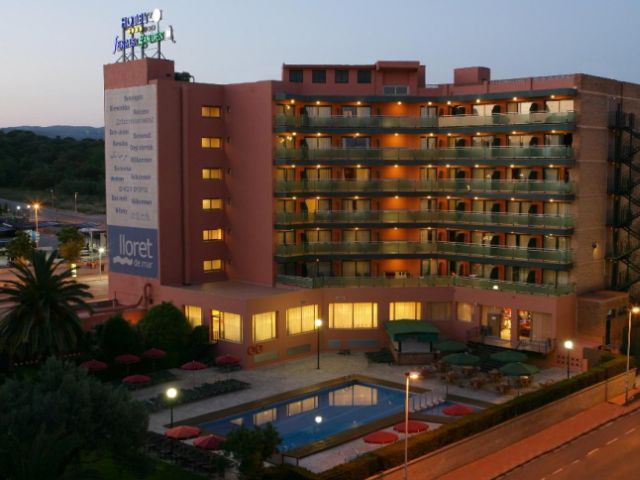 Fenals Garden Hotel - 5