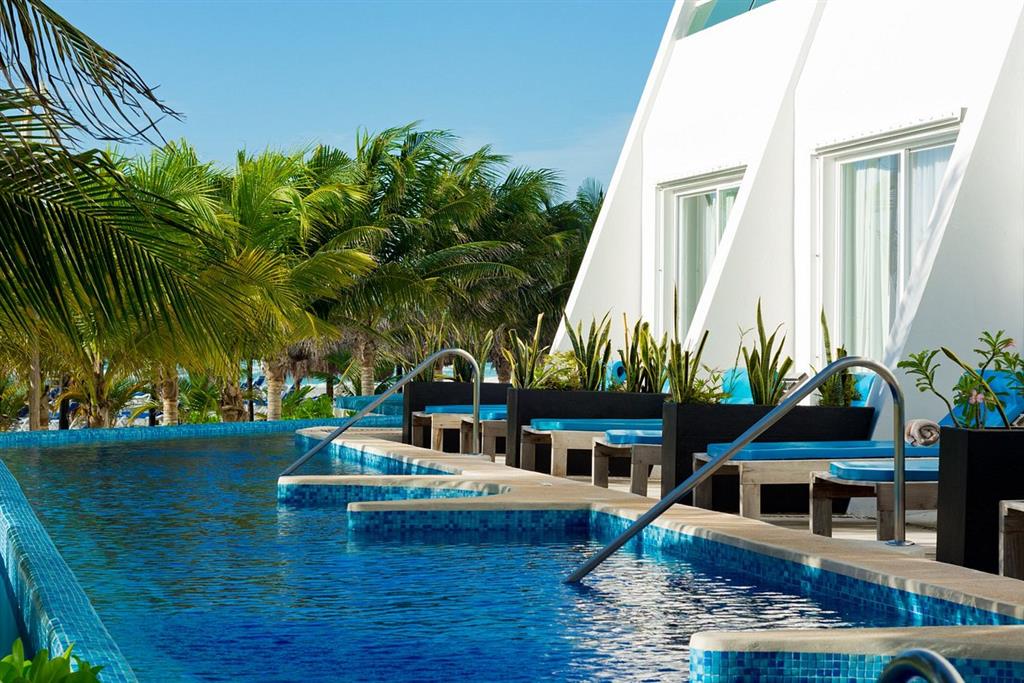 Flamingo Cancun Resort - 12