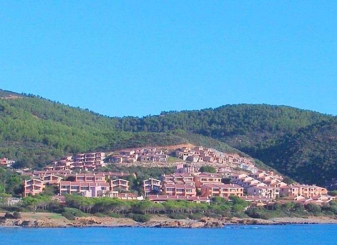 Residence Porto Corallo