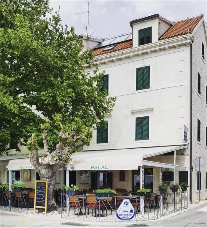 Hotel Palac
