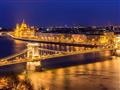 Vianočná Budapešť, historické pamiatky a návšteva adventných trhov