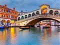 Benátsky karneval  a farebný ostrov Burano