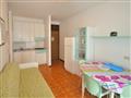 Rezidencia Ranieri - apartmán B2+2 - denná miestnosť s kuchyňou