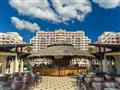 Bulharsko - Slnečné pobrežie - Hotel Majestic Beach Resort - bar pri bazéne