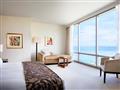 Výbornou voľbou je aj hotel TRUMP na Waikiki. BUBO tu spáva a poznáme izby aj apartmány. Hotel sa na