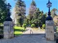Stirling gardens sú najstaršie a najfotografovanejšie záhrady v Perthe. Sú výnimočné aj svojimi soch