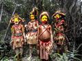 Deti, ktoré sú vychovávané podľa tradícií kmeňa Huli