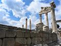 Trajánov chrám na pergamonskej Akropole je najkrajšou pamiatkou. Rozpovieme si dejiny tohto mesta od