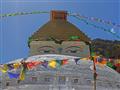 Stúpa je nepálskeho typu a postavil ju tu Lama Prathar v 13.storočí. Meria približne 30 metrov. foto