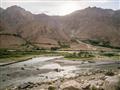 Pamir Highway -tie ostrovčeky v strede rieky Pandž už patria Afganistanu.
Foto: Ľuboš FELLNER— BUBO