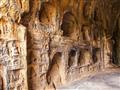 Longmenské jaskyne majú 1500 rokov a sú doslova históriou vytesanou v kameni. foto: Samuel Klč - BUB