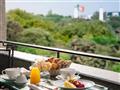 Raňajky s takýmto výhľadom a ide sa na program. foto: Four Seasons Hotel Ritz Lisbon