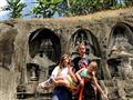Chrám Gunung Kawi, ktorý bol vyrytý nechtami legendárneho kráľa. Ukážte deťom inú kultúru. 
FOTO: Ľu