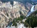V národnom parku Yellowstone majú svoj Grand kaňon aj s pekným Horným vodopádom