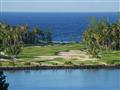 Moorea Green Pearl golf course je umiestnený doslova medzi zemou a oceánom.