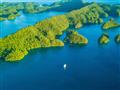 Rezort sa nachádza neďaleko krásnych vápencových ostrovčekov.
foto?: Martin Šimko – BUBO