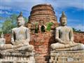 Ayutthaya to sú sochy starých Budhov, kamenné stupy, ruiny chrámov a spomienky na zašlú slávu Siamsk