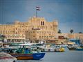 V starom prístave v Alexandrii, kde kedysi kotvili stovky starovekých lodí. Dnes tu nájdeme rybárske
