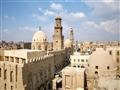 Neklasické pohľady na starú Káhiru, ktorá je pod patronátom UNESCO.  Pod nami je najkrajšia ulica me