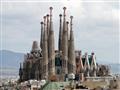 Barcelona a príchod do nádherného Katalánska. Pohľad na slávnu katedrálu Sagrada Familia, veľdielo a