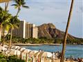 Pohoda, drinky, surferi. luxusné hotely a výborné reštaurácie - atmosféra pláže Waikiki. foto: archí