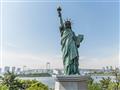 Japonská socha slobody a Dúhový most z ostrova Odaiba.
foto?: Martin FERENČÍK — BUBO