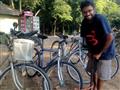 Náš kamarát a “servisák bicyklov” Pathum.
foto?: Katarína Líšková ml. — BUBO
