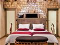Vkusne a africky zariadené izby v nádhernom prostredí. Čo viac si želať? foto: Mokuti Etosha lodge