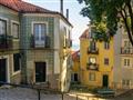 V takýchto uličkách sa zrodila typická portugalská hudba fado, ktorej texty opisujú pocity ženy znič