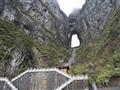 Tianmen - schody do neba. Trúfnete si na 999 schodov, alebo uprednostníte lanovku? FOTO: Tomáš Kubuš