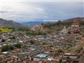 Prechádzka tichými uličkami a čarovný západ slnka nad Gyantse. foto: Nikola DECKOUS – BUBO