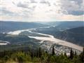 Výhľad na legendárne mestečko Dawson City a ešte legendárnejšiu rieku Yukon. foto: Ľubor KUČERA – BU