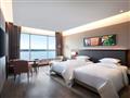 Prémiový hotel Grand Hyatt má 248 luxusných izieb (rozloha od 41 m2) a 38 suít (rozloha od 240 do 31