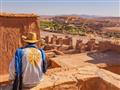 Z vrcholu terasovitej dedinky Ait Ben Haddou je spektakulárny výhľad na široké okolie.  Foto: Katarí