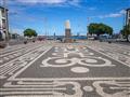 Praça Gonçalo Velho Cabral. Hlavné mesto Ponta Delgada je malé a my jeho prehliadku spojíme s rozlúč