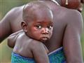 Deti tancujú do neskorej noci a chytajú africký rytmus
