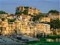 Udaipur - palácový komplex nad Benátkami východu