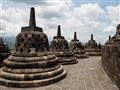 Sme na strednej Jáve, Borobudur.
foto?: Martin FERENČÍK — BUBO