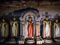 DAMBULLA (UNESCO): budhistické sochy a impresívne fresky.
foto?: Martin Ferenčík — BUBO