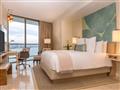 Takto vyzerá izba typu Deluxe King Guest Room. Informujte sa o možnostiach výberu izieb v našej kanc