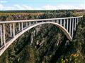 Na moste Bloukrans sa zastavíme a pozrieme na odvážlivcov, ktorý sa z mosta vrhnú na bungee lane do 