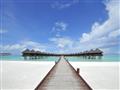 Krásne biele pláže s tyrkysovým morom. Čo viac si môžete od Maldív priať? foto: Sun Siyam Olhuveli