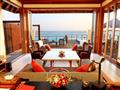 Obývačka v Haven Suite s terasou. foto: Paradise Island Resort Maldives