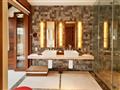 Water villa stojí na detailoch a v tejto kúpeľni sa budete cítiť dobre. foto: Paradise Island Resort